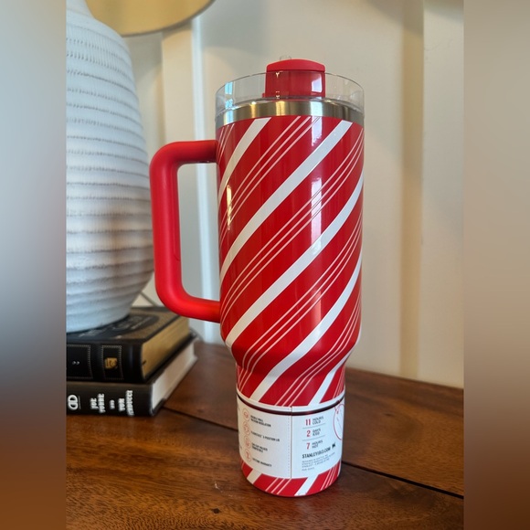 Stanley Candy Cane Twist Red & White Striped 40oz Tumbler - Picture 6 of 8